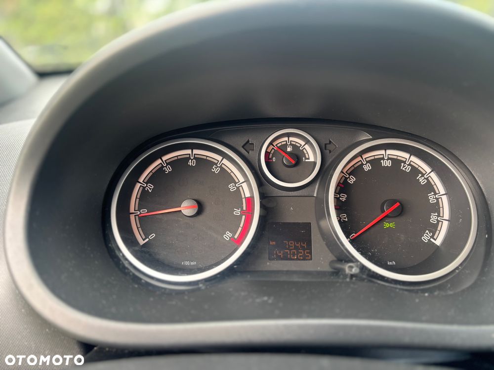 Opel Corsa - 6