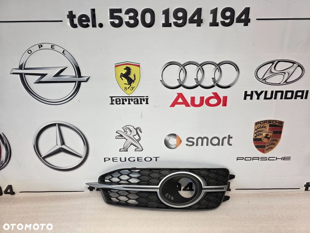 AUDI A6 C7 S-LINE 10- LEWA / PRAWA KRATKA BOCZNA ZDERZAKA PRZEDNIEGO PRZÓD NR 4G0807681E , 4G0807681K / 4G0807682E , 4G0807682K NR AUKCJI KB23 - 7