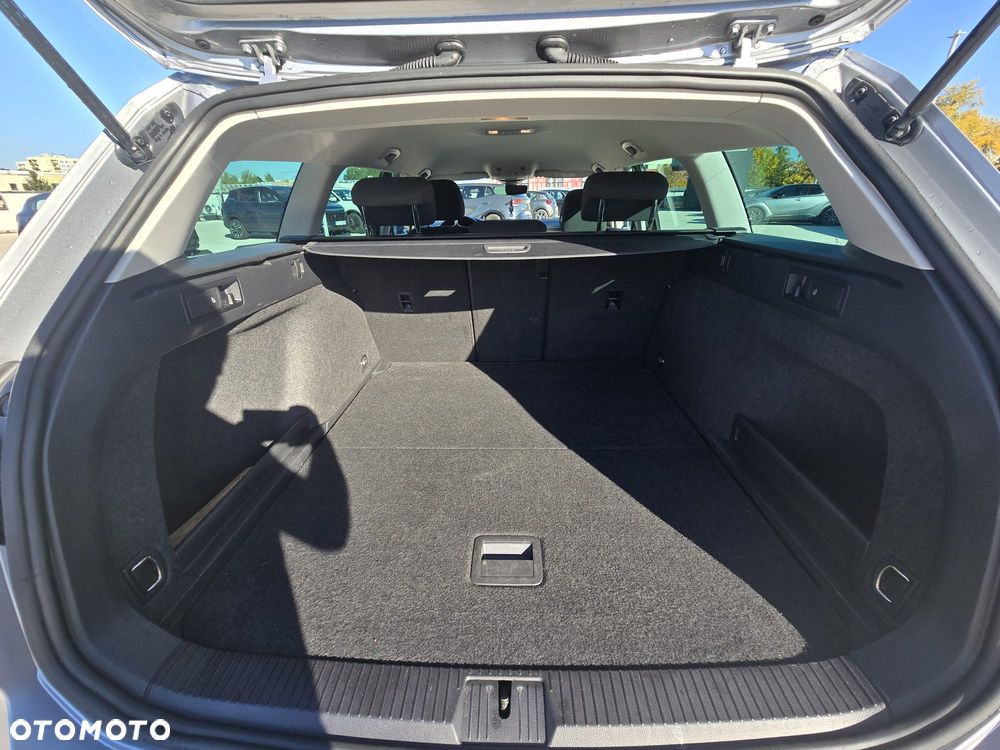 Volkswagen Passat 1.5 TSI EVO Business DSG - 10