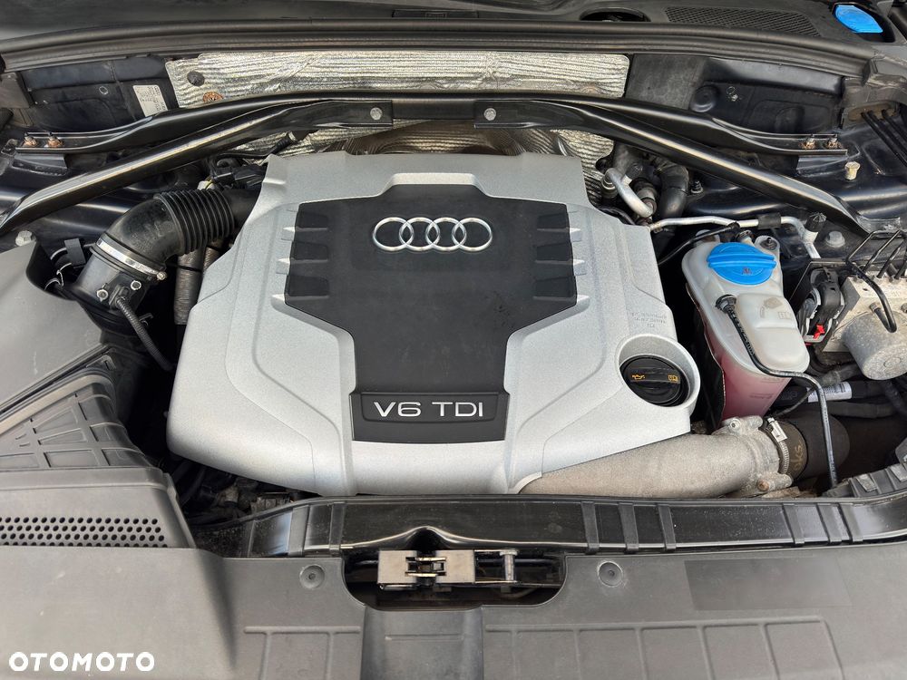 Audi Q5 3.0 TDI Quattro S tronic - 38