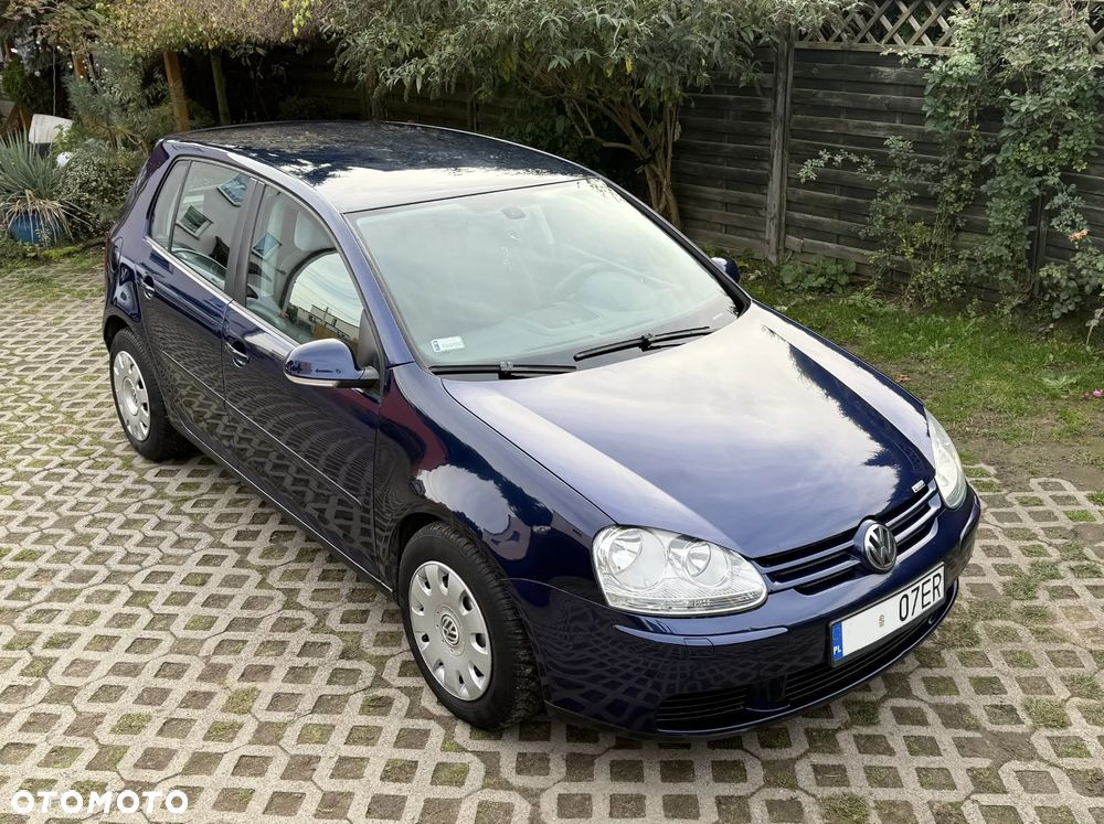 Volkswagen Golf V 1.9 TDI Comfortline - 3