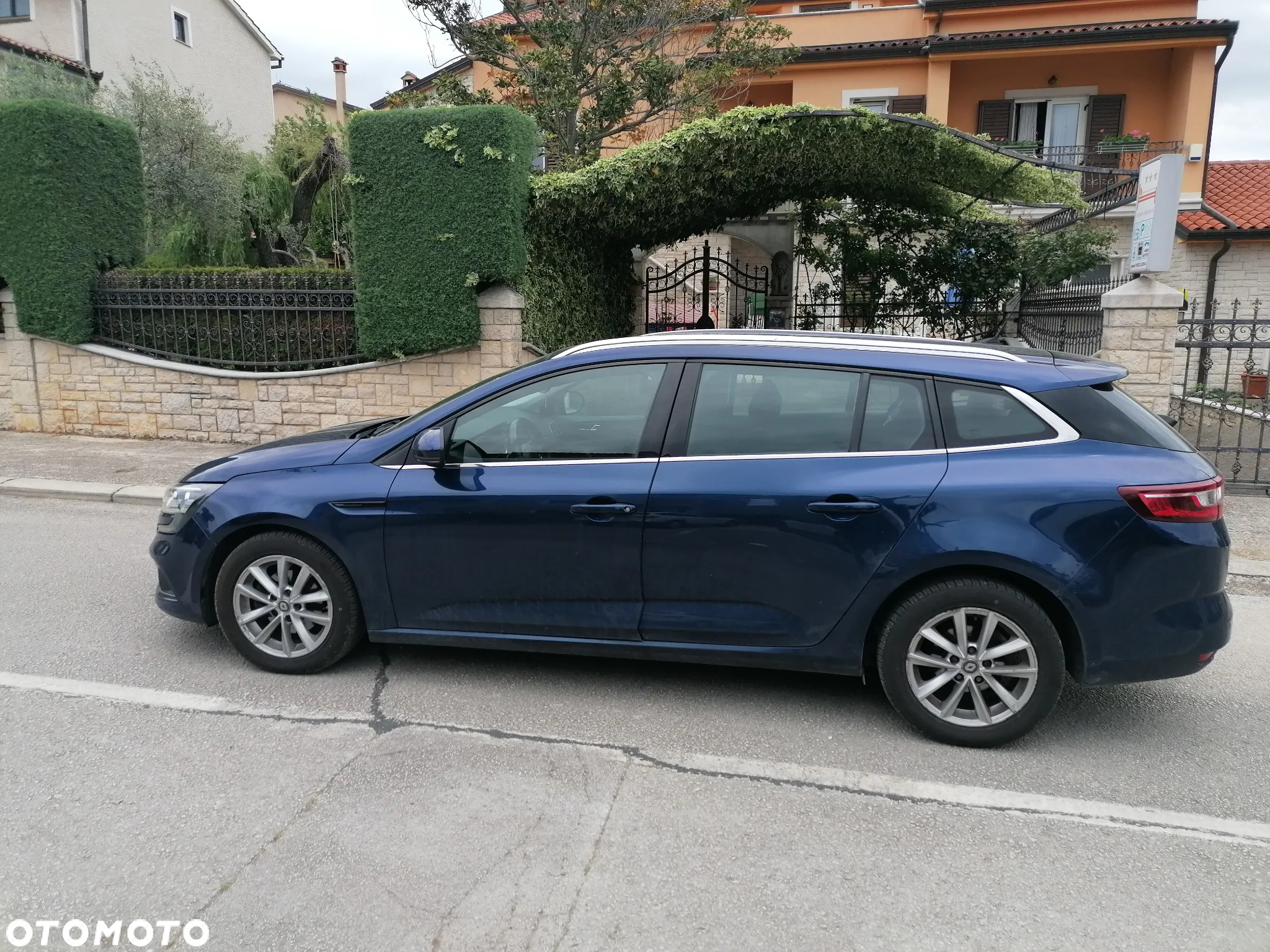 Renault Megane 1.5 dCi Business - 4