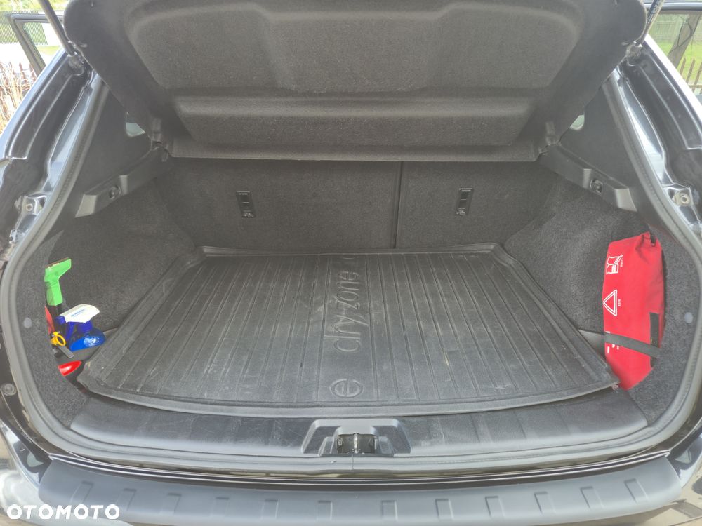Nissan Qashqai - 25