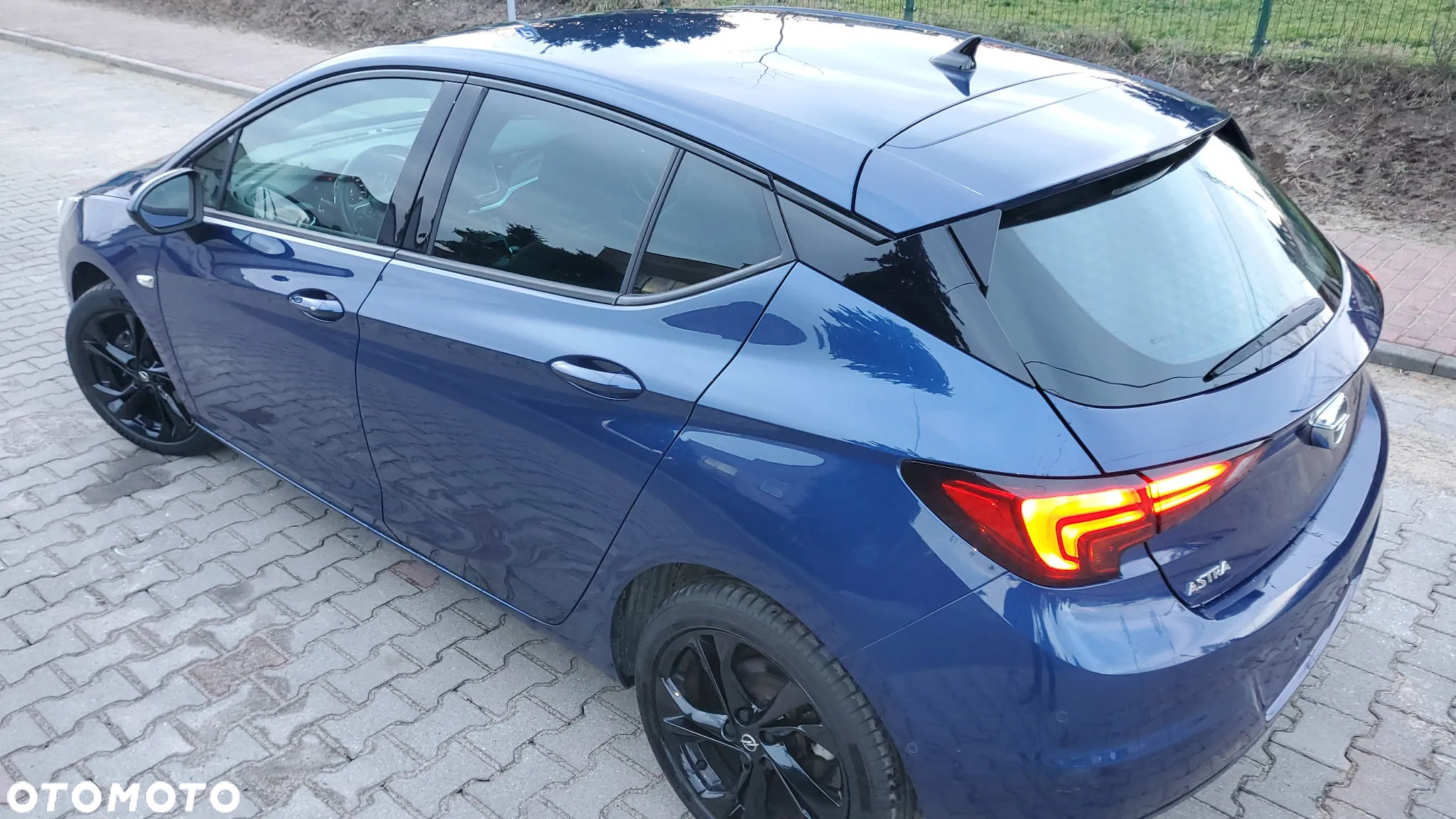 Opel Astra 1.2 Turbo Start/Stop Edition - 2