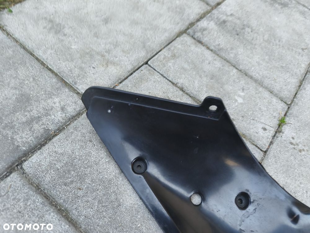 Wypełnienie owiewki Yamaha R1 98-02 - 2