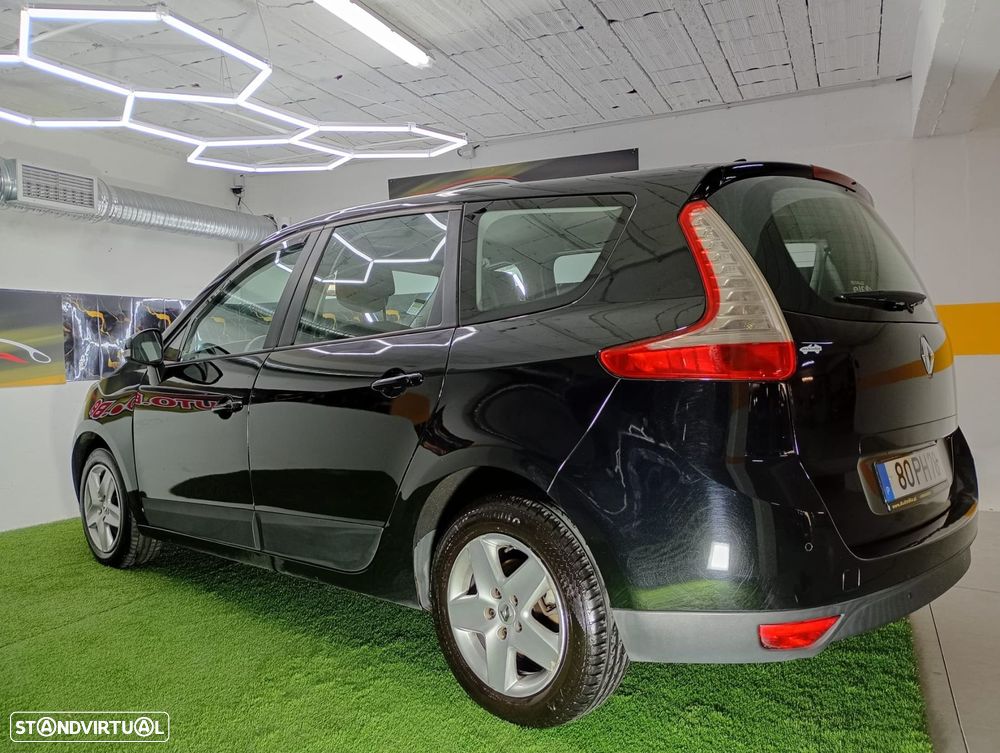 Renault Grand Scénic 1.5 dCi Dynamique S 7L - 26