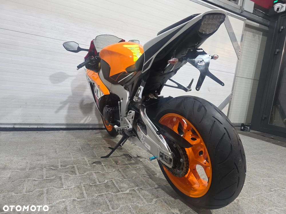 Honda CBR - 24