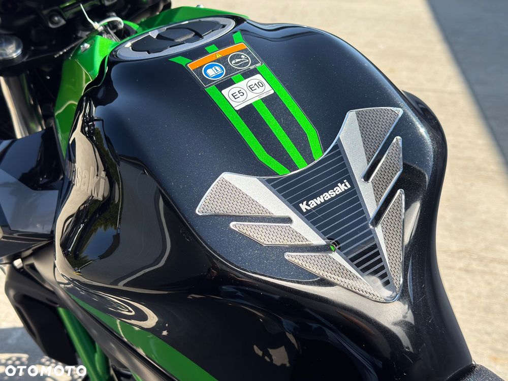 Kawasaki Z 650 - 10