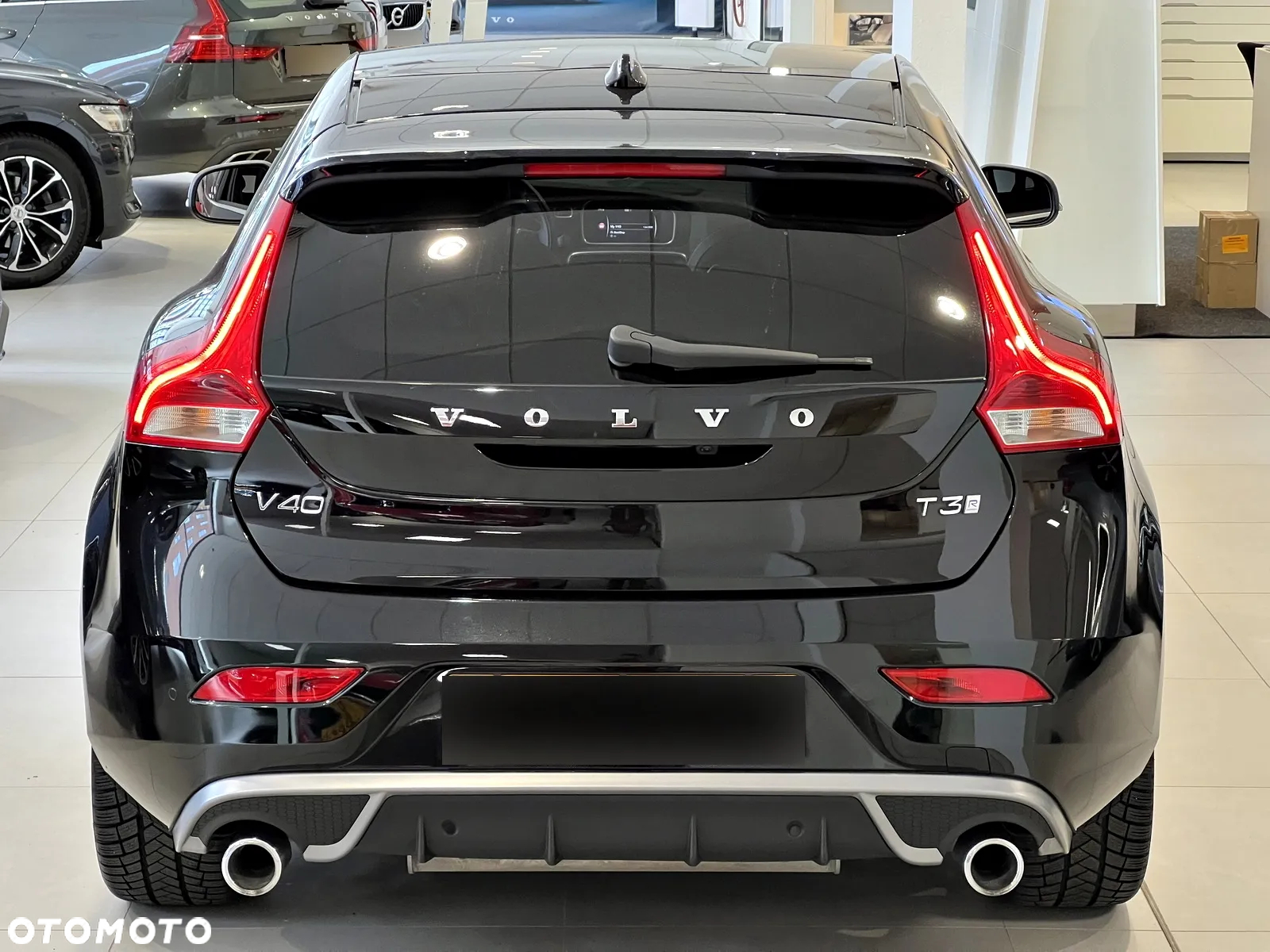 Volvo V40 T3 Geartronic RDesign - 2
