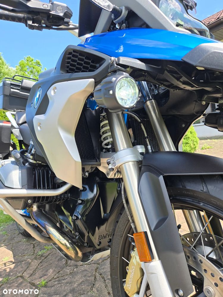 BMW R - 9
