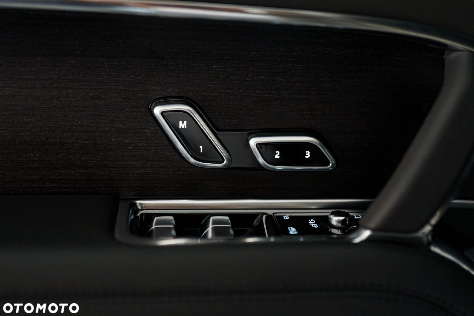 Land Rover Range Rover - 15