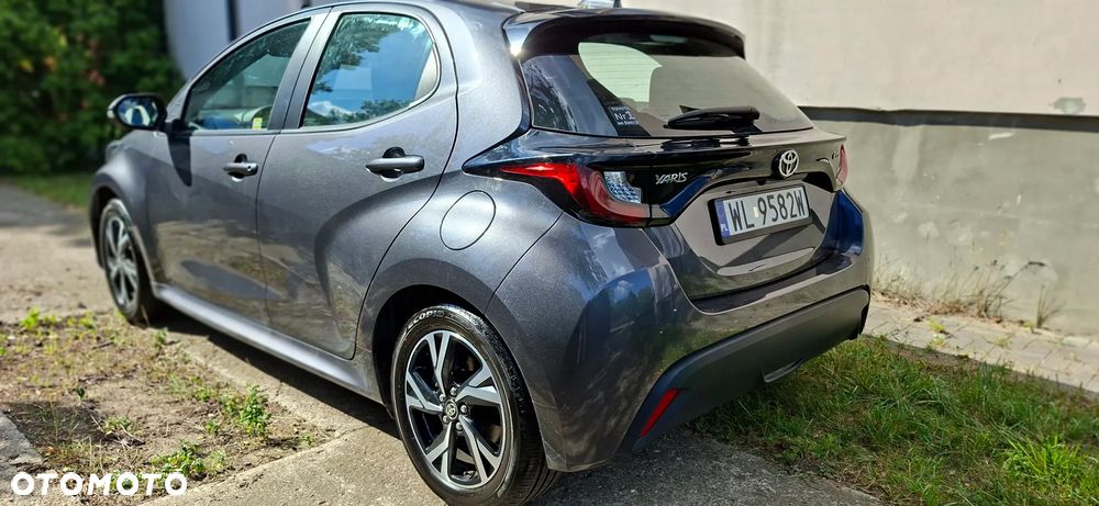 Toyota Yaris Hybrid 1.5 Active - 3