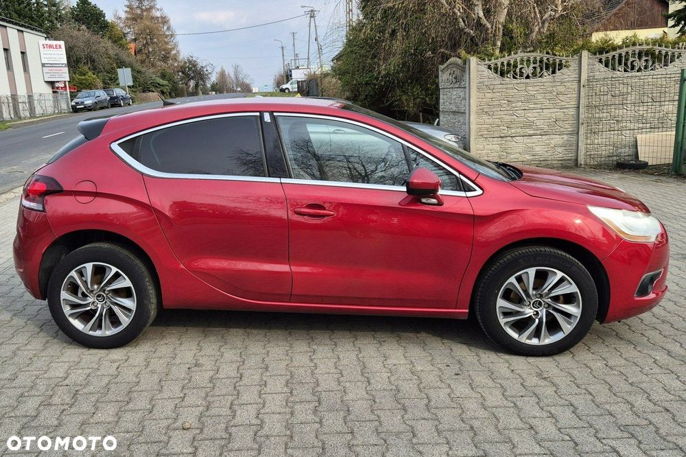 Citroën DS4 1.6 HDi SoChic - 6