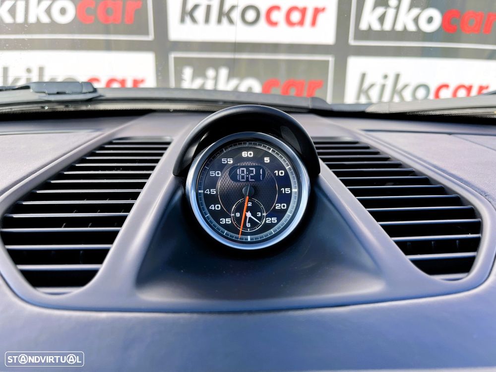 Porsche 911 (991) Turbo S PDK - 29