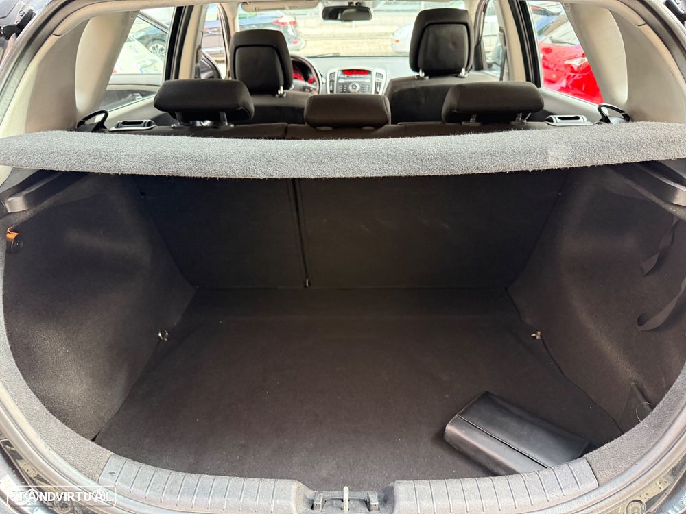 Kia Ceed 1.6 CRDi LX ISG - 20