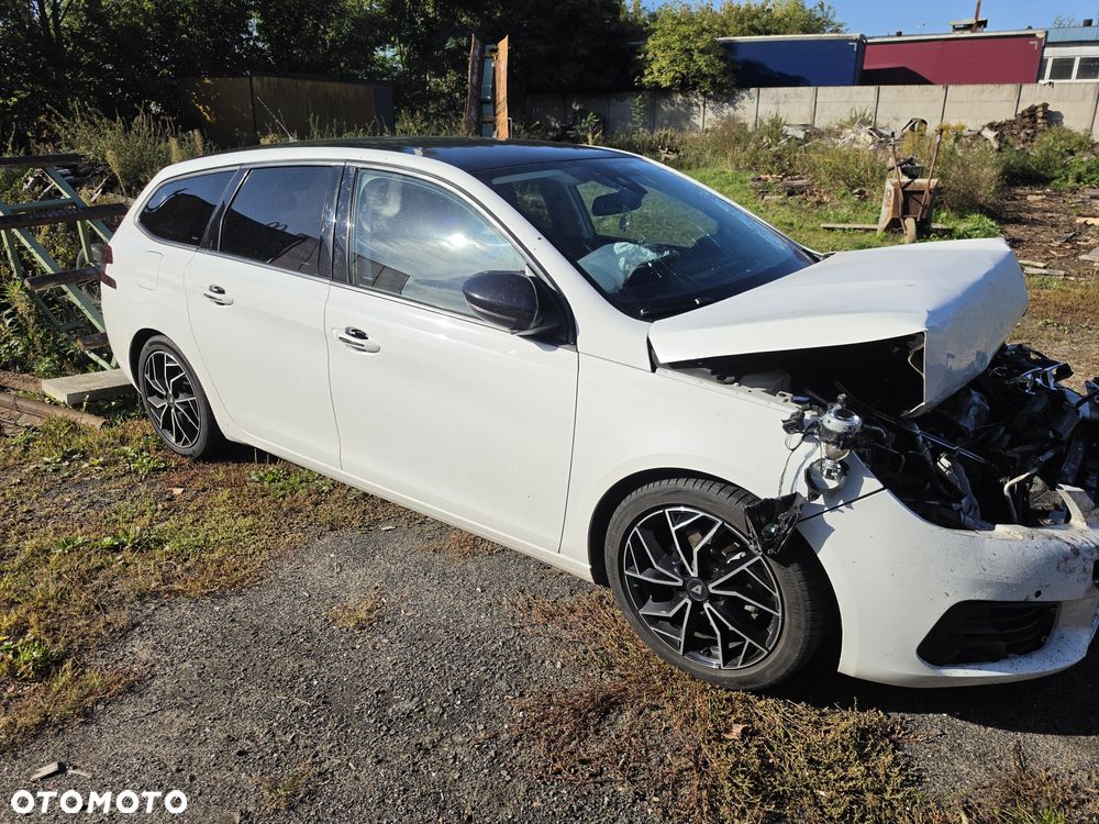 Peugeot 308 - 4