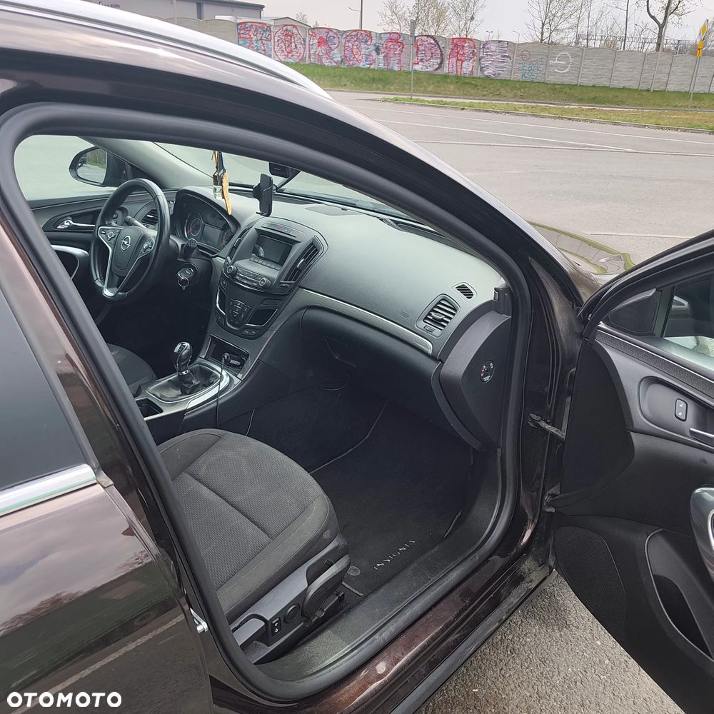 Opel Insignia - 35