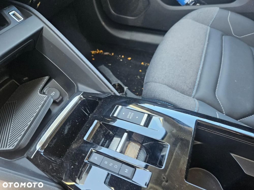 Citroën C4 1.2 mHEV Business Edition eDCT6 - 14