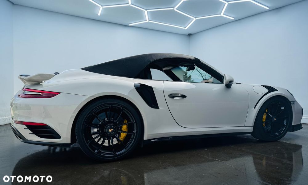 Porsche 911 - 8