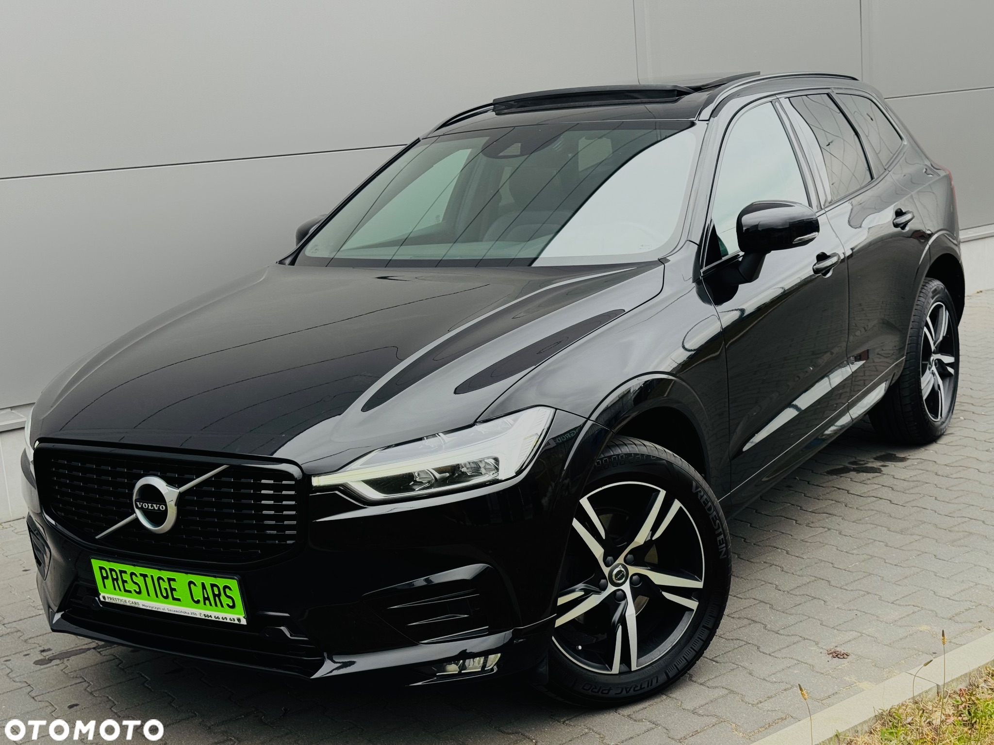 Volvo XC 60 D4 R-Design - 16