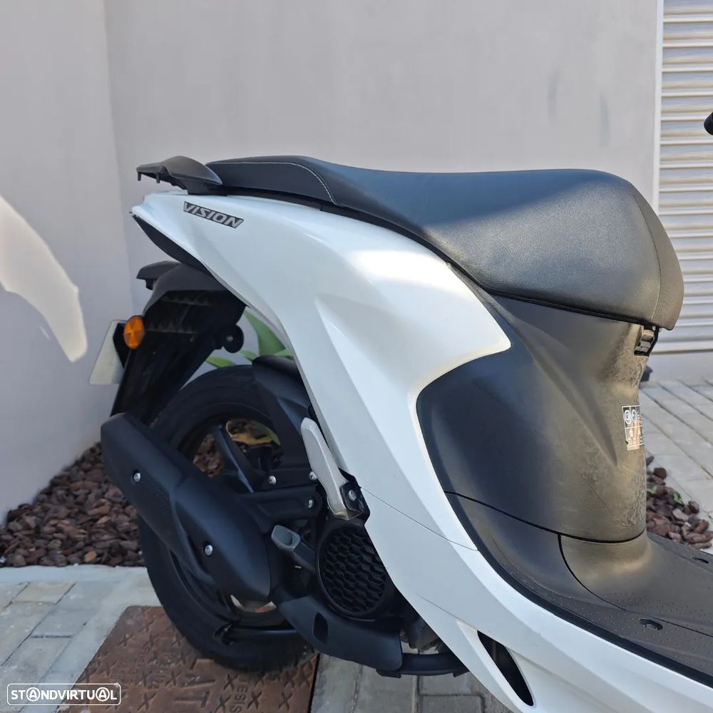 Honda Vision 110 - 8