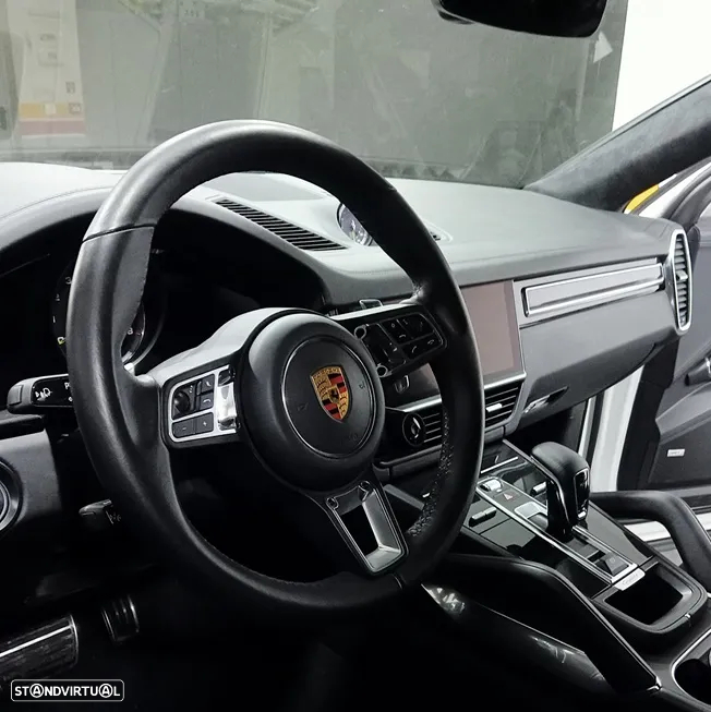 Porsche Cayenne Coupé Turbo S E-Hybrid - 13
