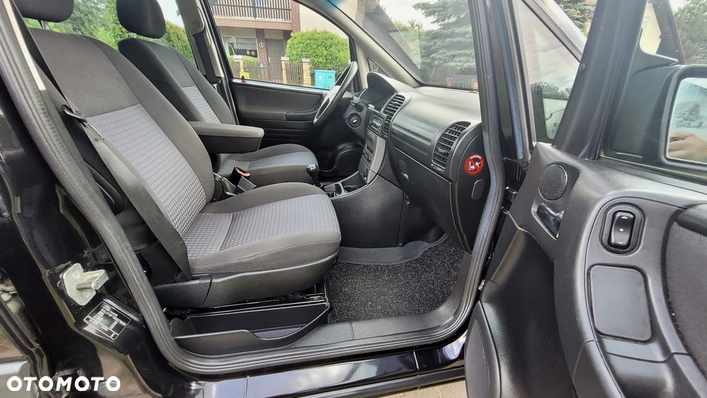 Opel Zafira 1.8 Elegance - 19
