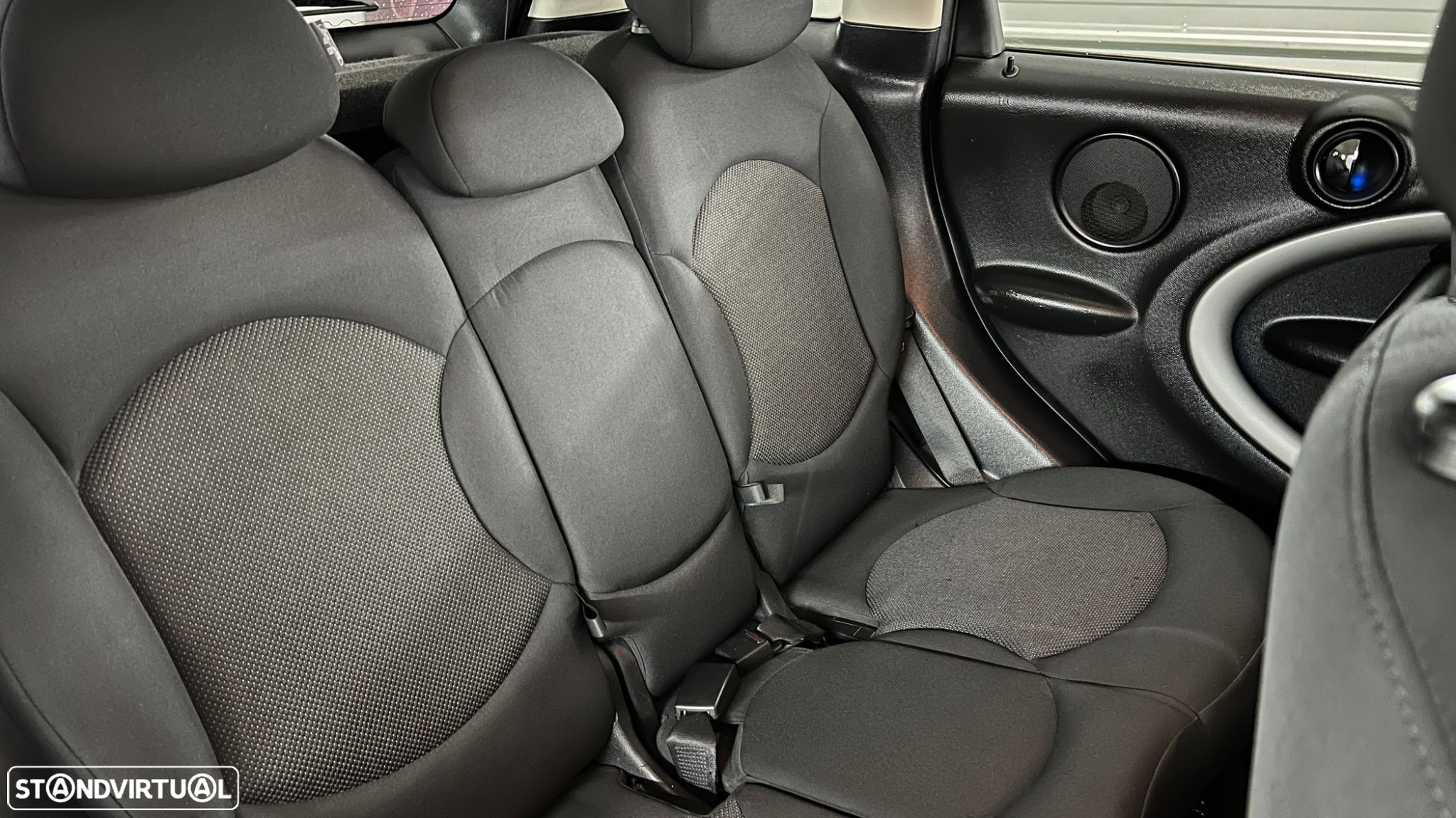 MINI Countryman One D - 18