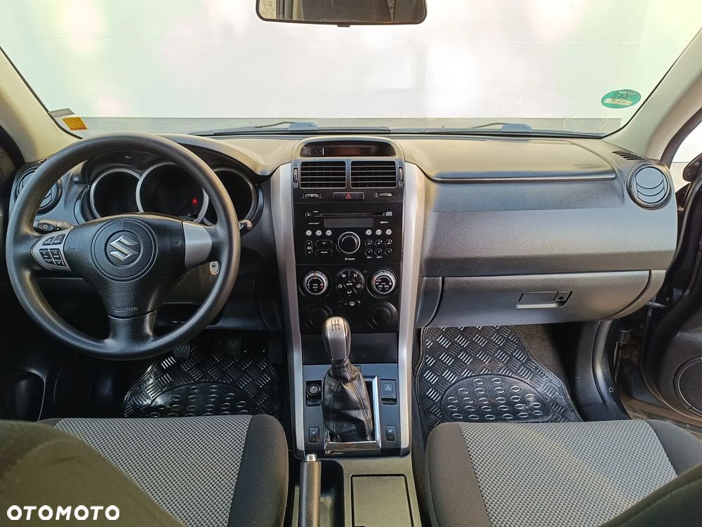 Suzuki Grand Vitara 1.6 Comfort - 15