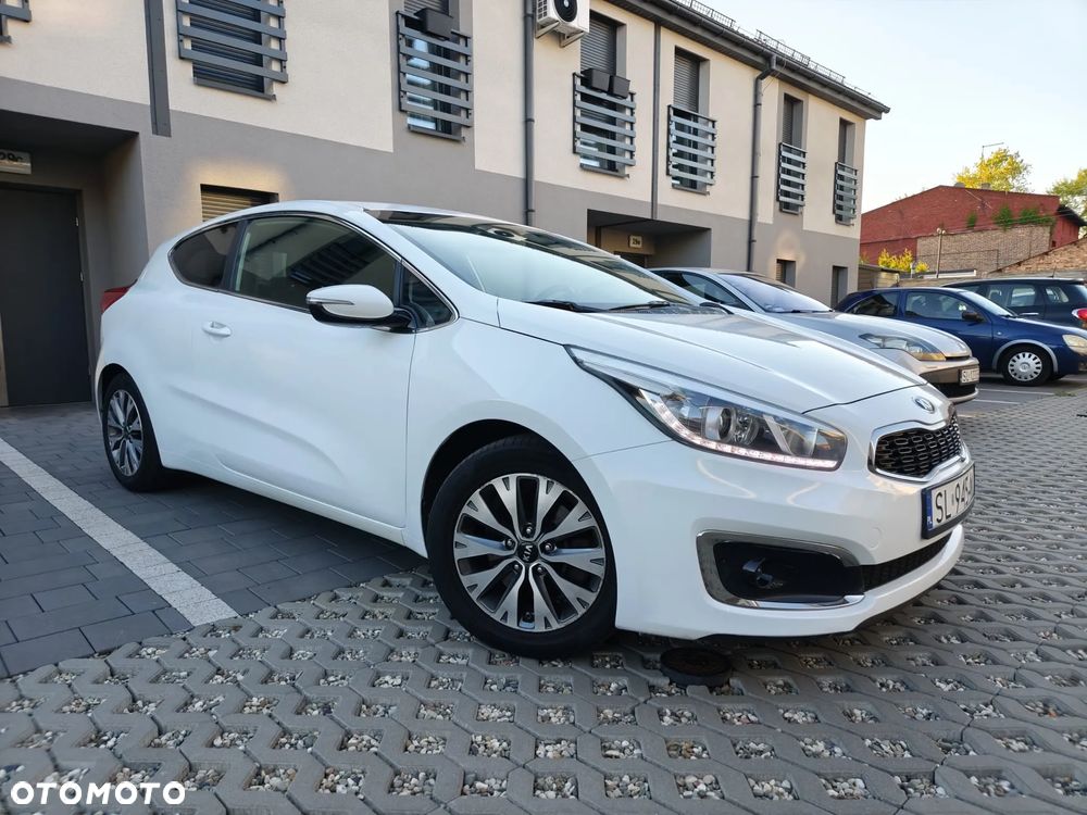 Kia ProCeed 1.6 CRDi ISG Vision - 2