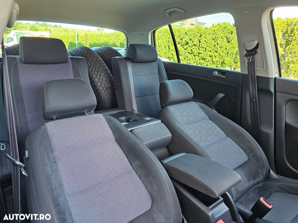 Volkswagen Golf Plus 1.2 TSI DSG Style - 13