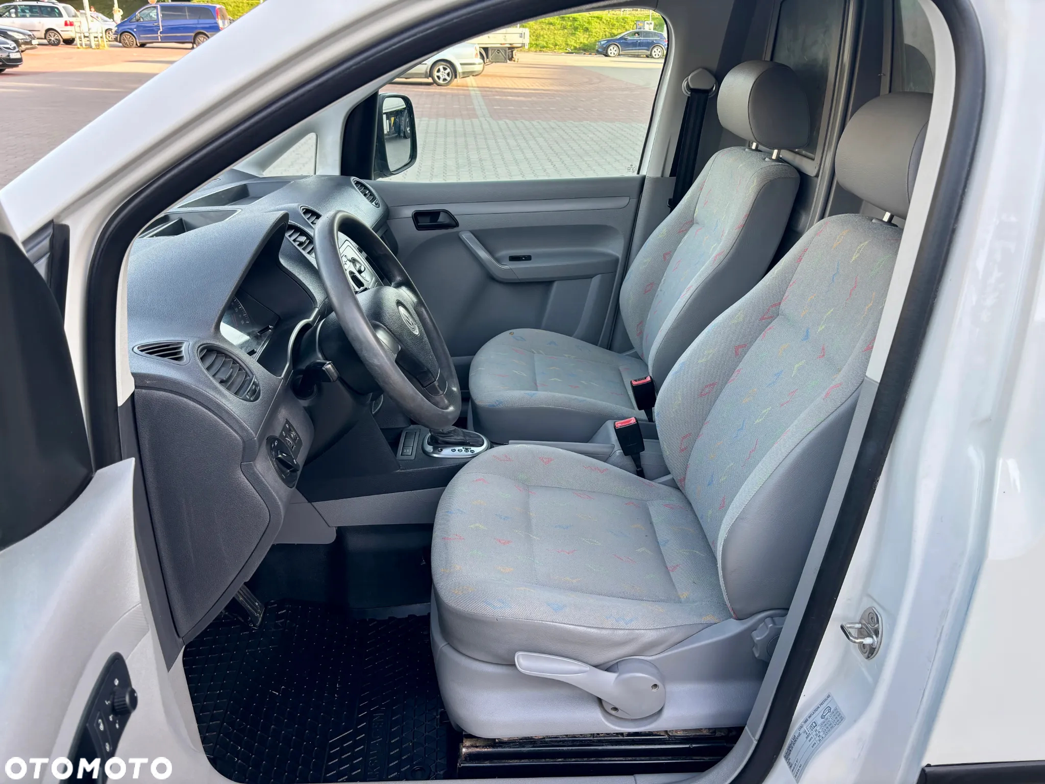Volkswagen Caddy MAXI 1.9 TDI 105 KM DSG Klima G.fotele Piękny - 7