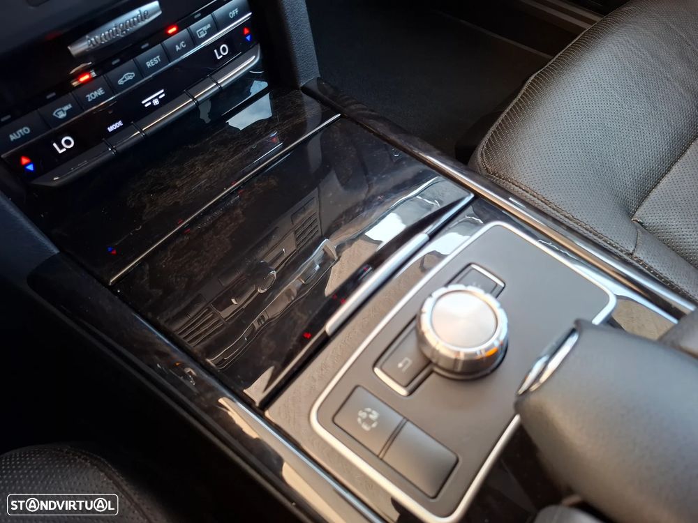 Mercedes-Benz E 300 Bluetec Hybrid Avantgarde - 31
