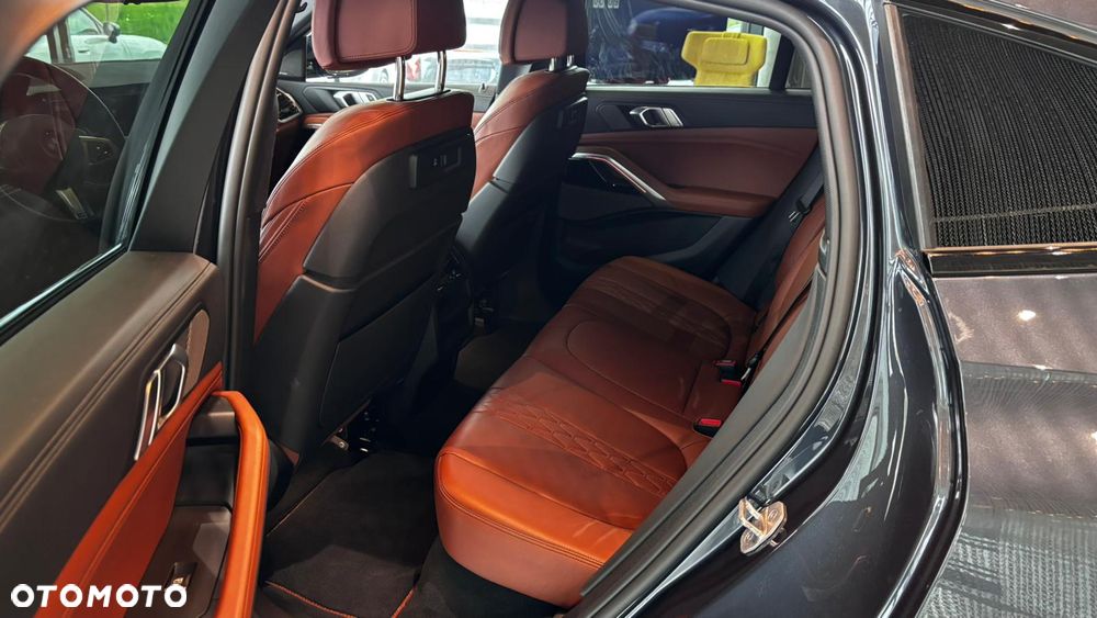 BMW X6 - 18
