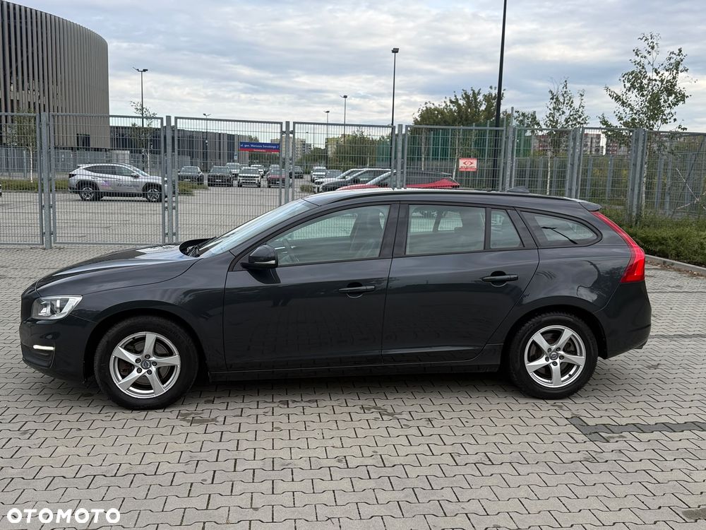 Volvo V60 D2 Drive-E Kinetic - 3