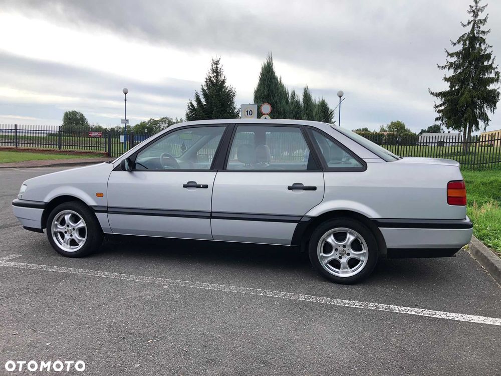 Volkswagen Passat - 6