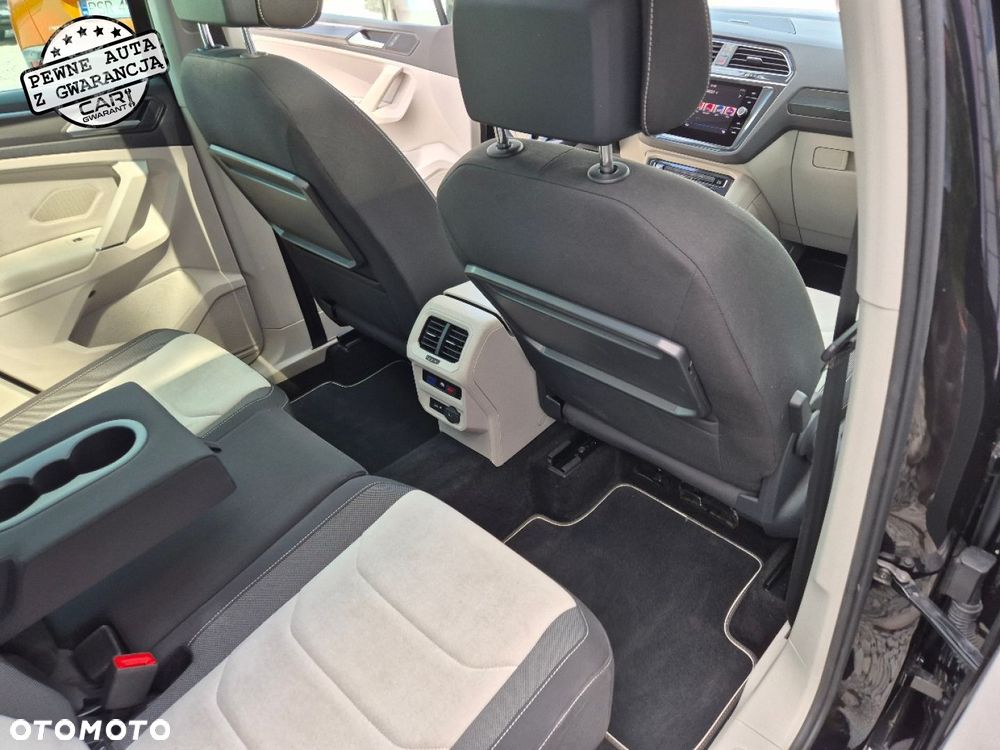 Volkswagen Tiguan - 33