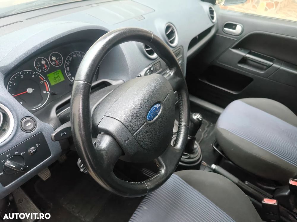 Ford Fusion 1.4 TDCI Comfort - 8