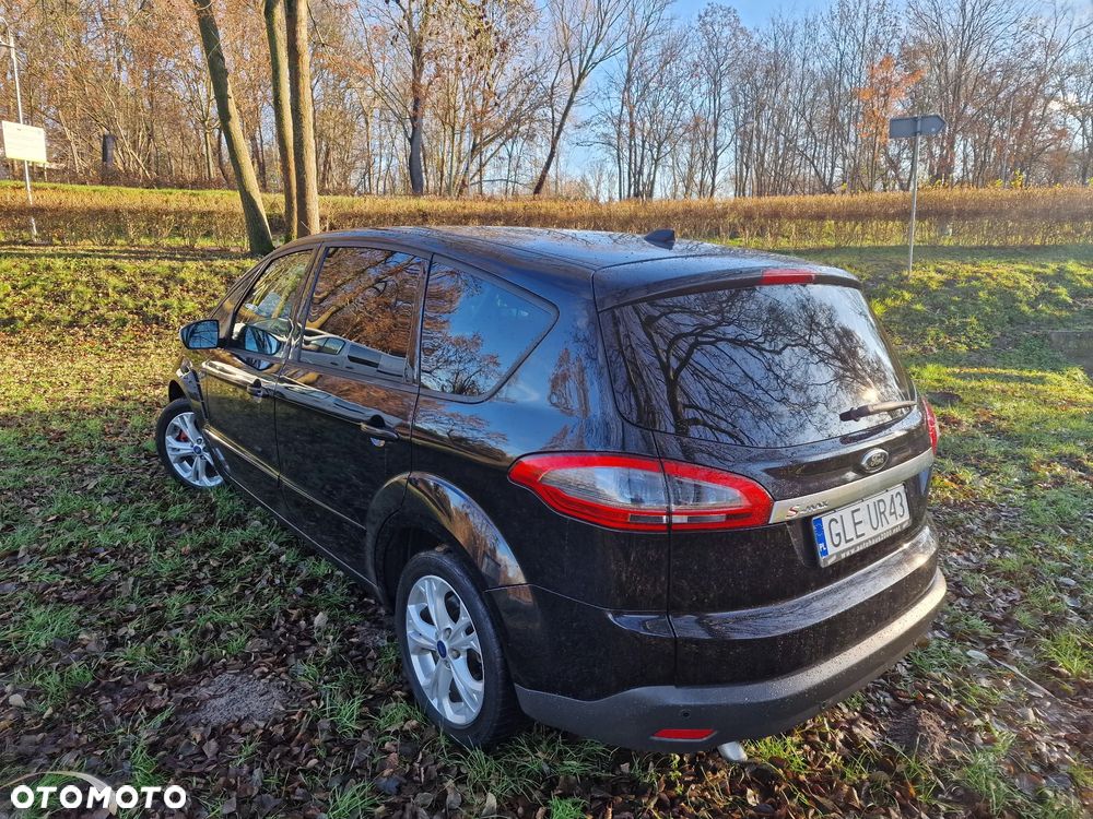 Ford S-Max 2.0 TDCi DPF Champions Edition - 18