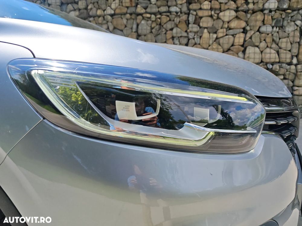 Renault Kadjar TCe 140 EDC GPF BLACK EDITION - 16