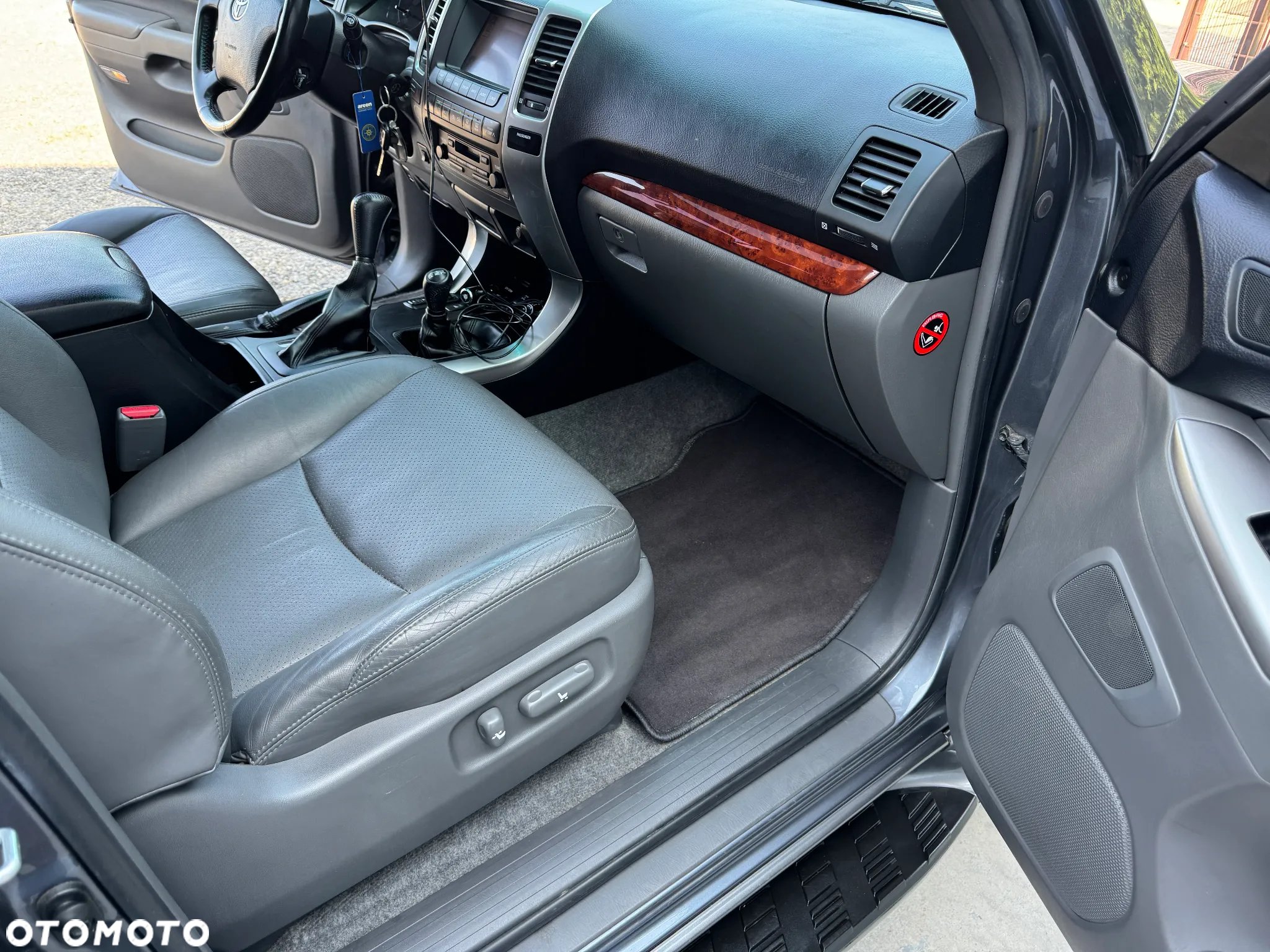 Toyota Land Cruiser 3.0 D Sol Navi Platinium - 29