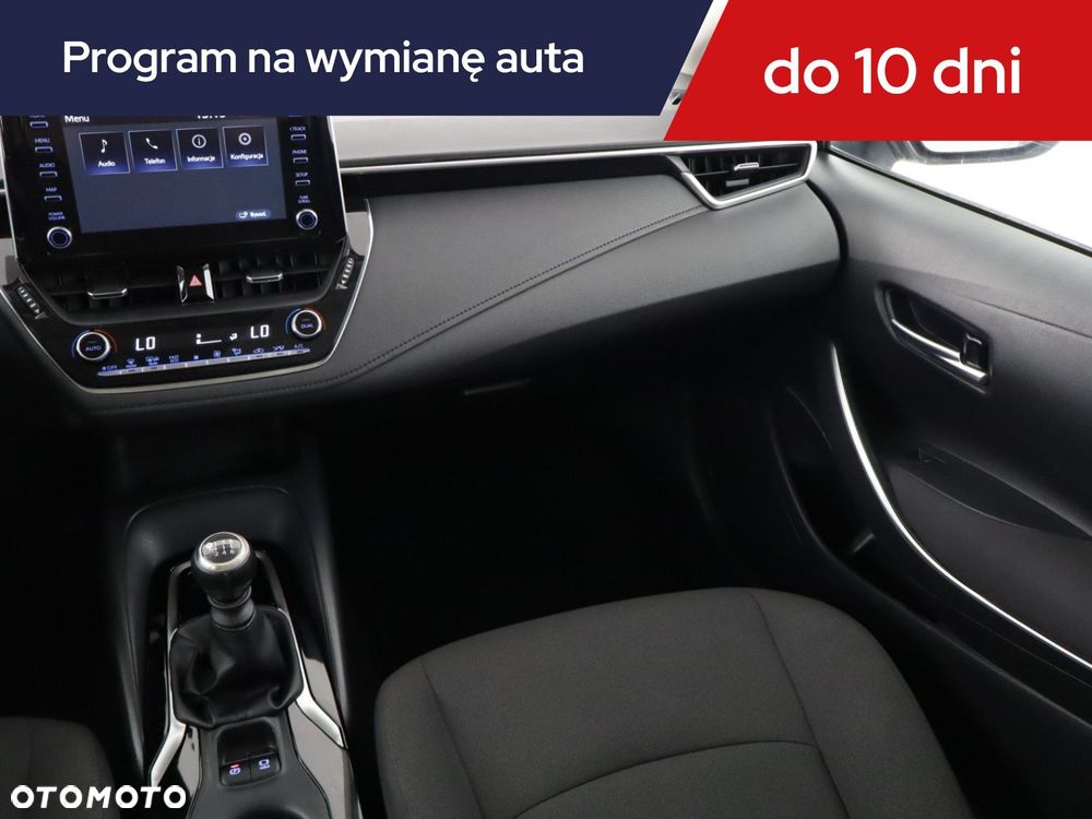 Toyota Corolla - 10