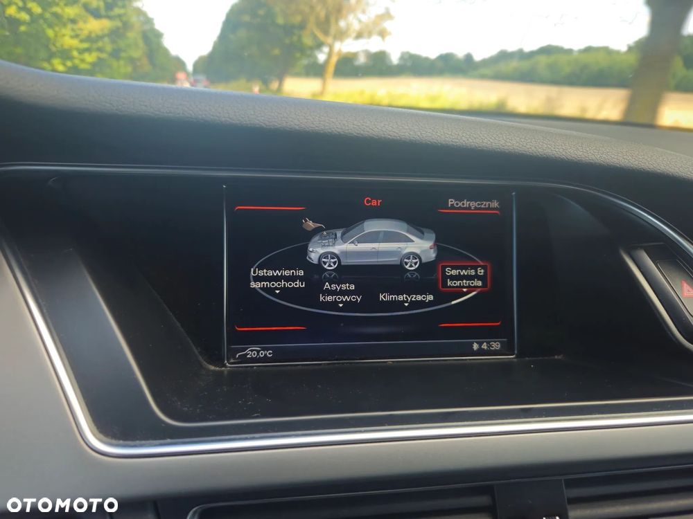 Audi A4 Limousine - 11