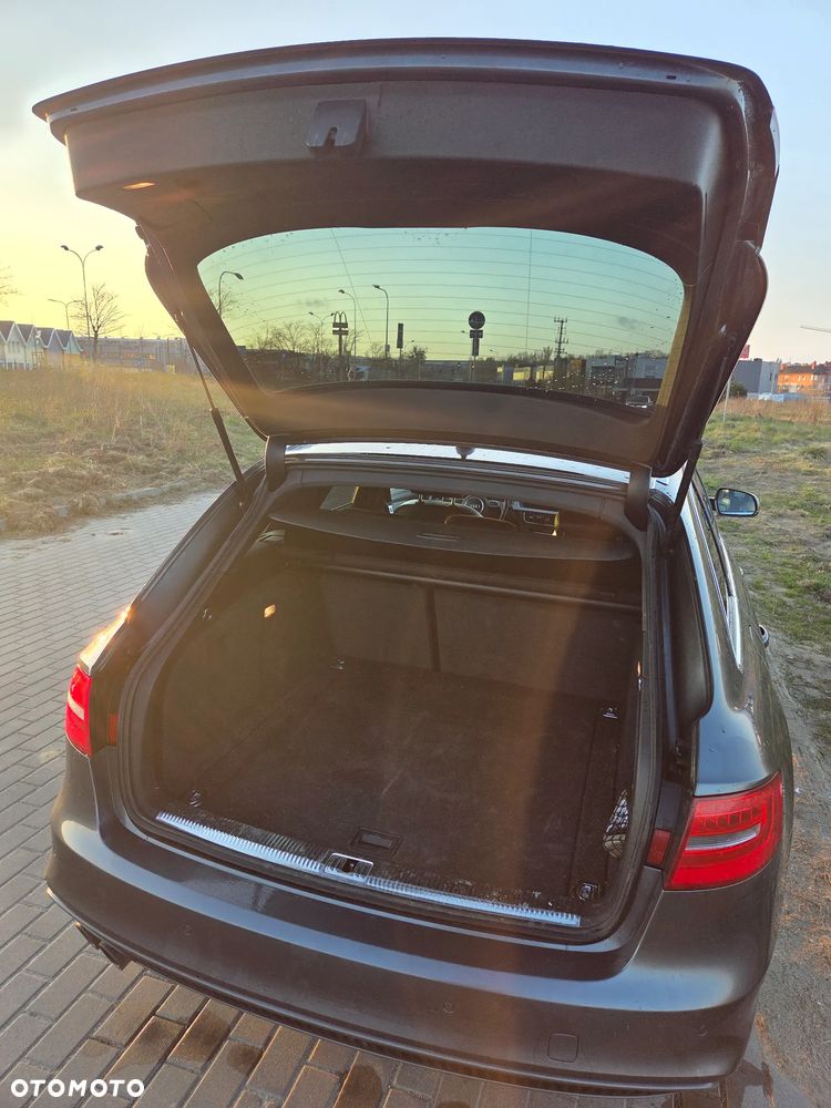 Audi A4 Avant 2.0 TDI - 11