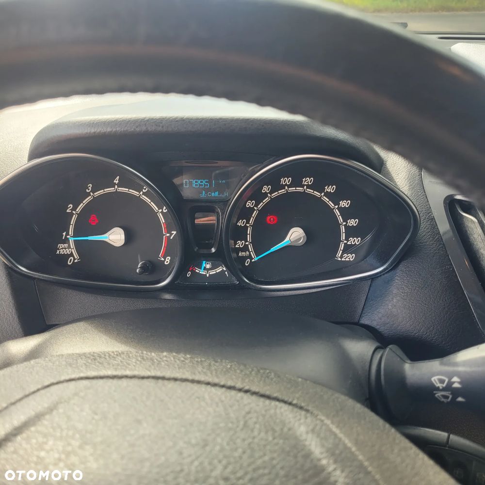 Ford Tourneo Courier 1.0 EcoBoost Titanium - 9