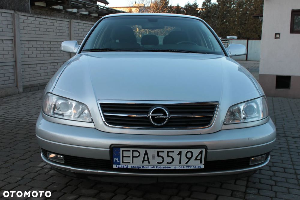 Opel Omega - 2