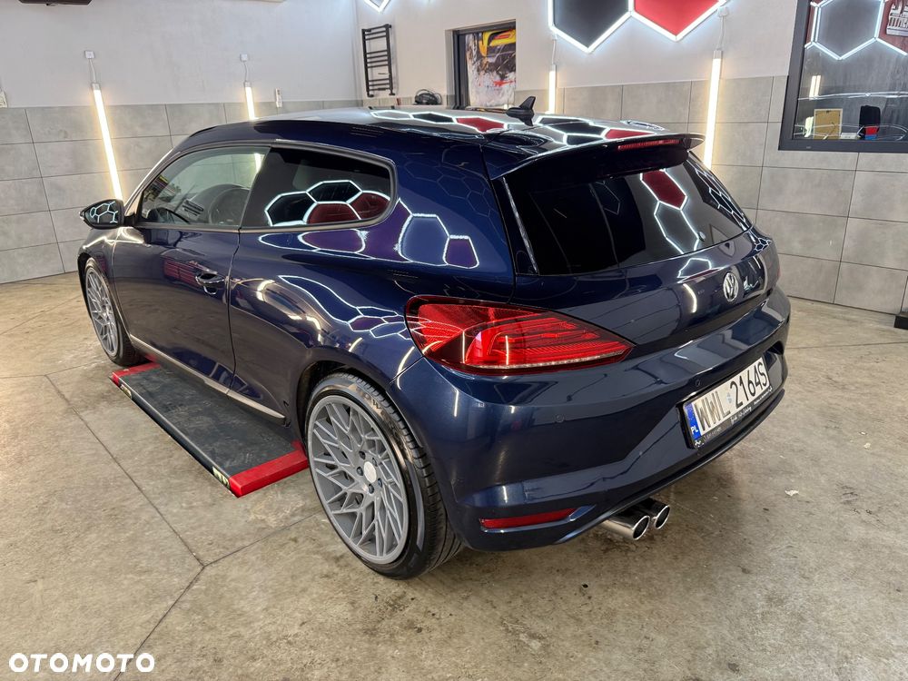 Volkswagen Scirocco 2.0 TDI BMT - 2