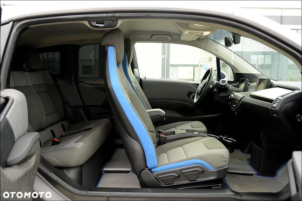 BMW i3 (60 Ah) - 24