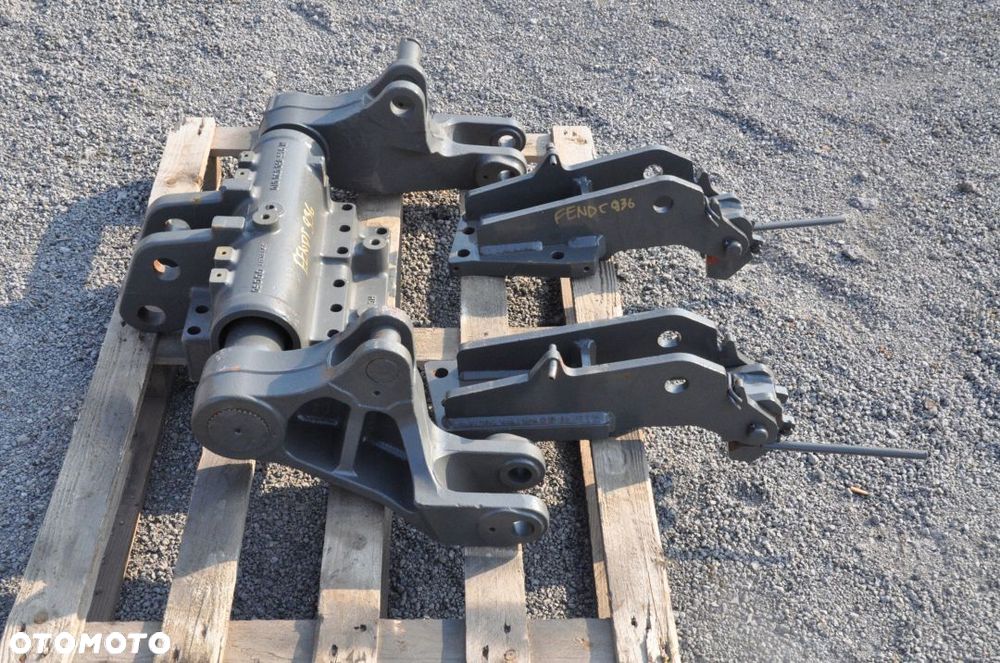 WSPORNIK MOCOWANIE ODCIĄGÓW Fendt 936/ 939 - 2