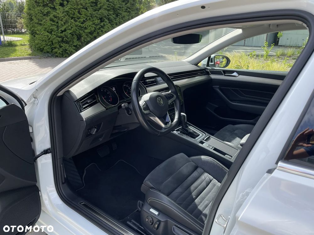 Volkswagen Passat 2.0 TSI Elegance DSG - 16
